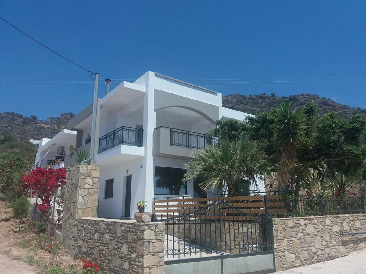 Sun Day Villa Ahliá Kültér fotó